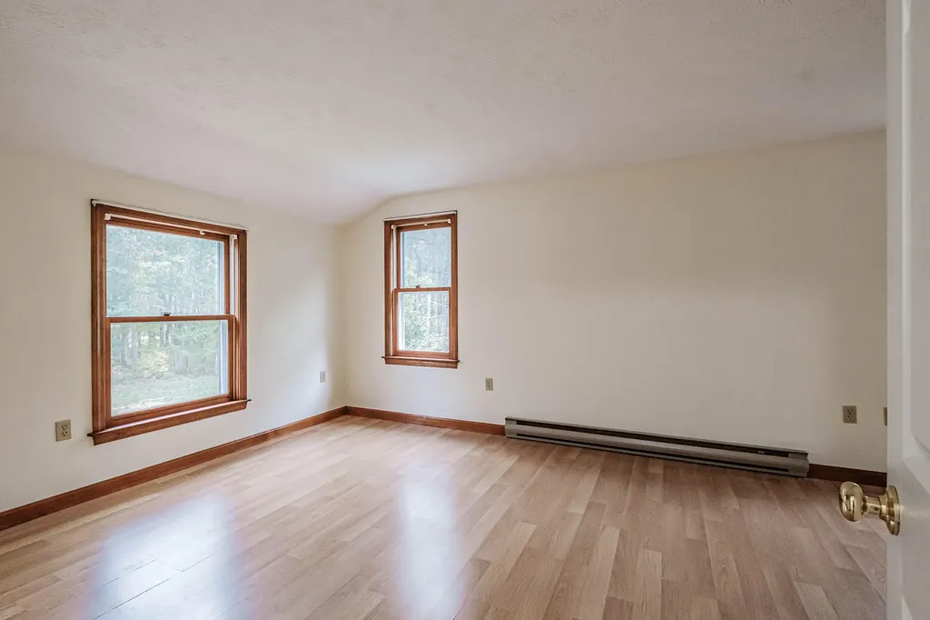 5 Harding Way Kennebunk ME 04043