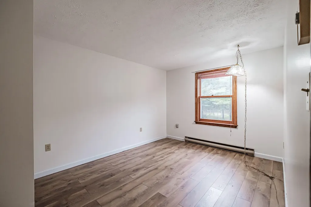 5 Harding Way Kennebunk ME 04043