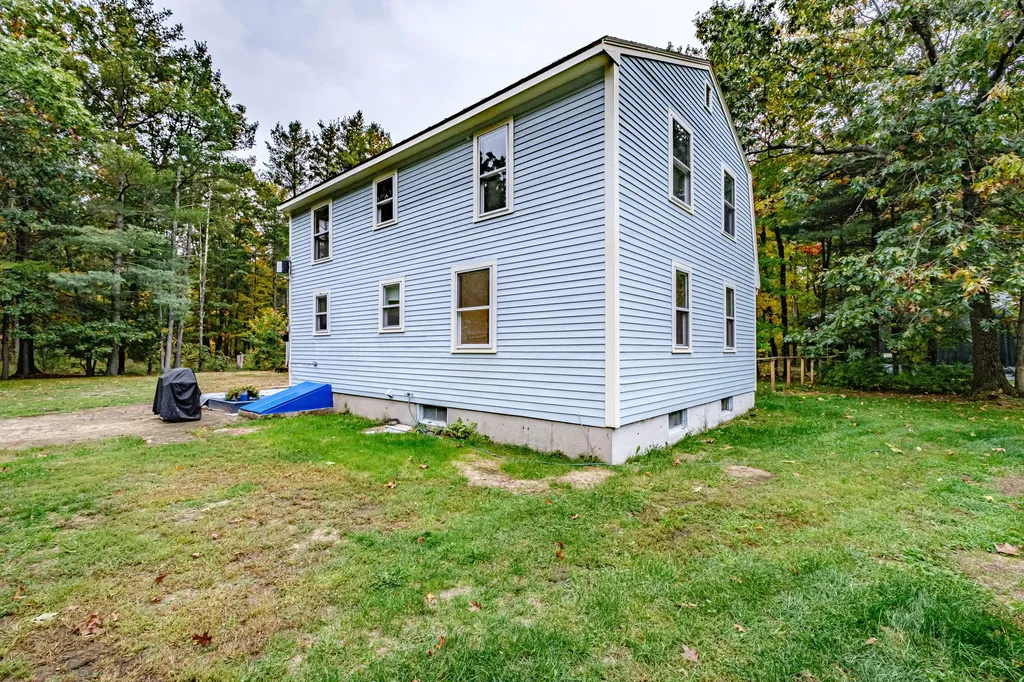 5 Harding Way Kennebunk ME 04043