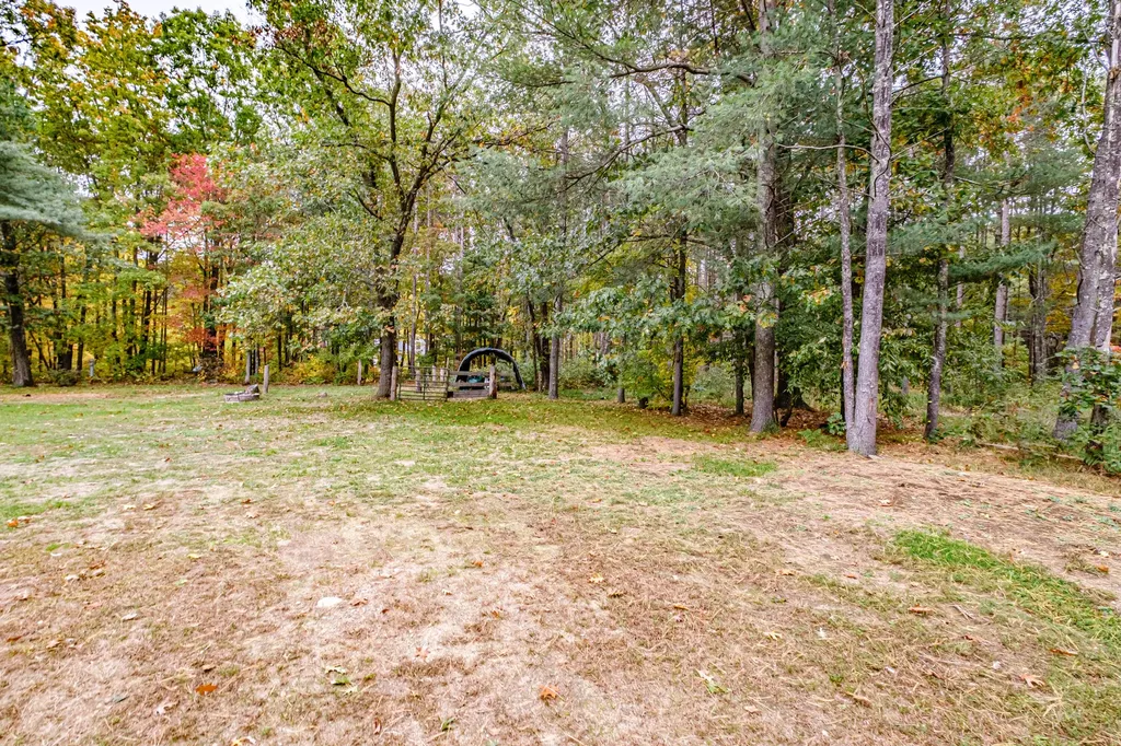 5 Harding Way Kennebunk ME 04043