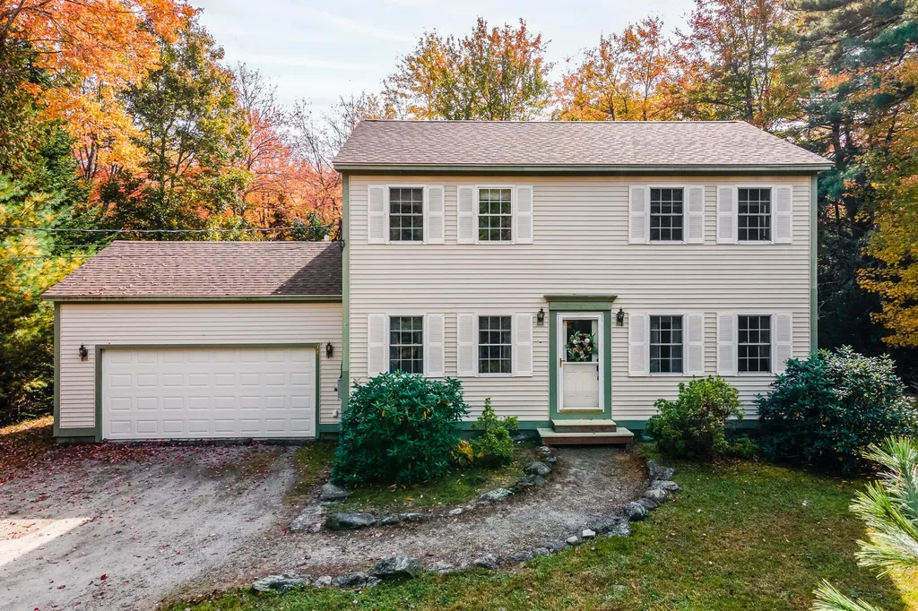 78 Joy Way Ellsworth ME 04605
