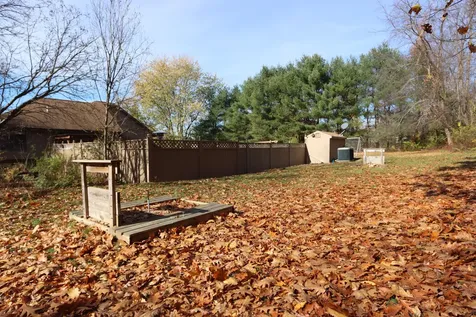 54 Briarcliff Knoll Auburn ME 04210