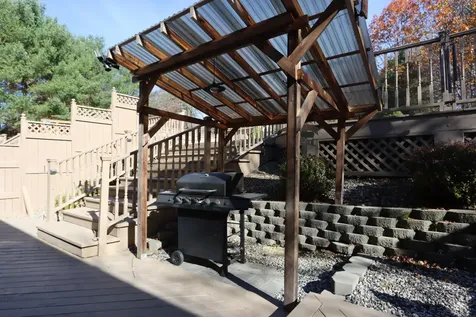 54 Briarcliff Knoll Auburn ME 04210