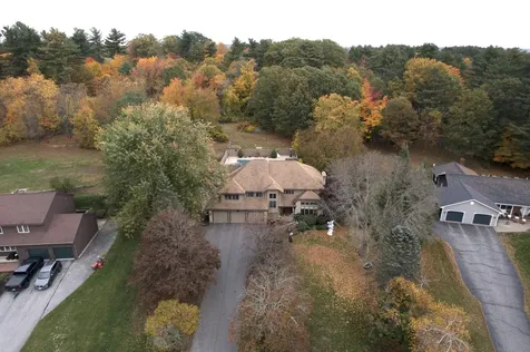 54 Briarcliff Knoll Auburn ME 04210