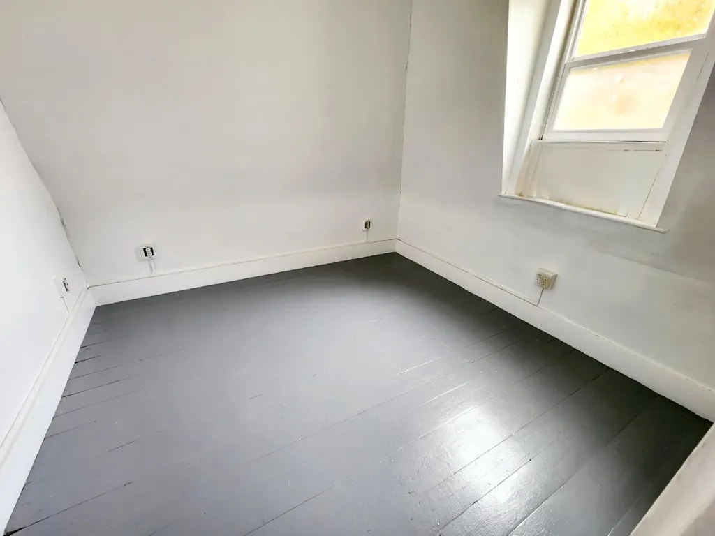 19 Loring Avenue Auburn ME 04210