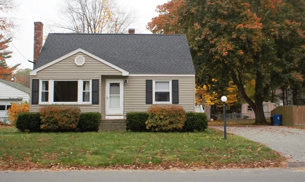 177 Warwick Street Portland ME 04102