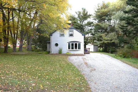 16 Victor Street Lewiston ME 04240