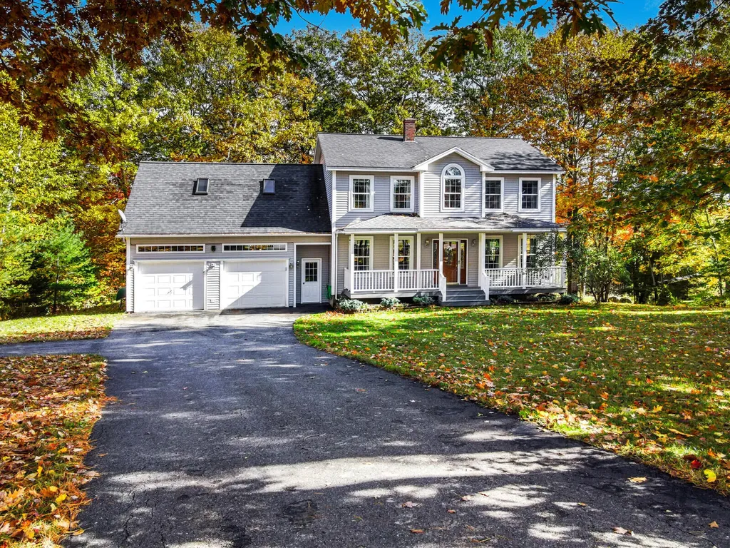79 Axtell Drive Oakland ME 04963