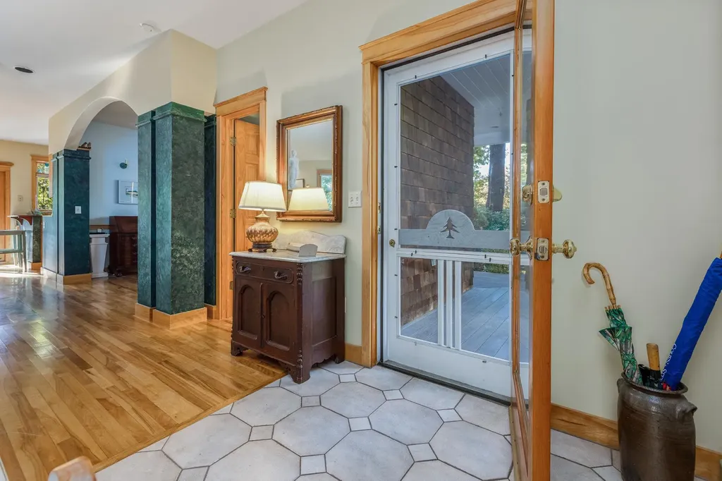 32 Porch Street Portland ME 04103