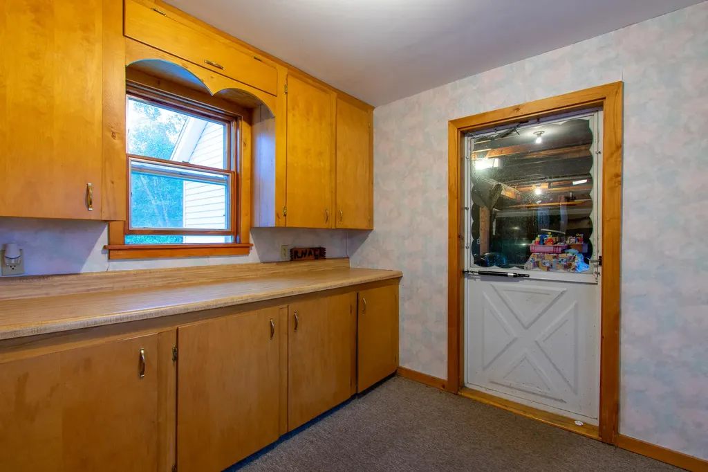 654 Buzzell Hill Road Hope ME 04847