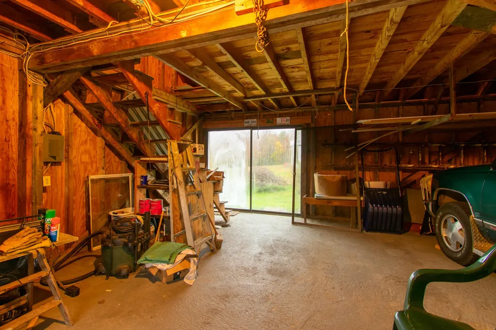 654 Buzzell Hill Road Hope ME 04847