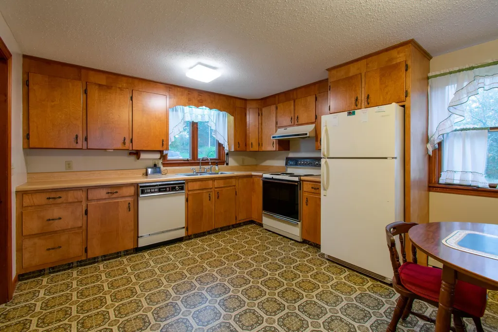 654 Buzzell Hill Road Hope ME 04847