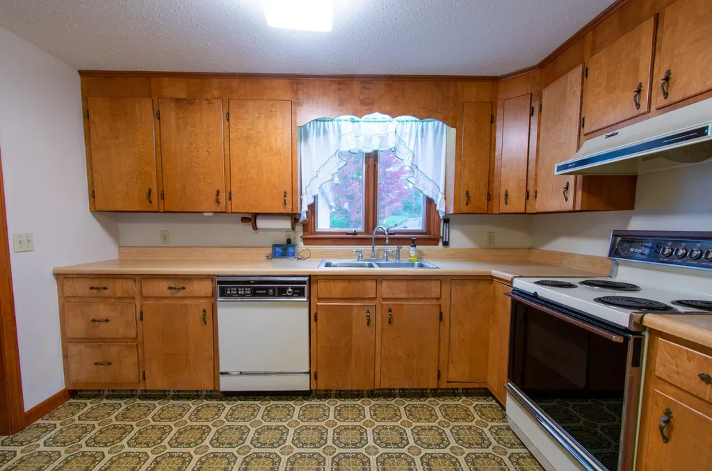654 Buzzell Hill Road Hope ME 04847