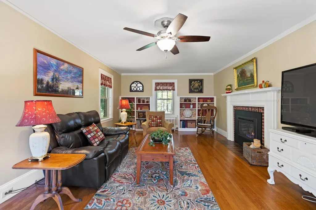 104 Stroudwater Street Westbrook ME 04092