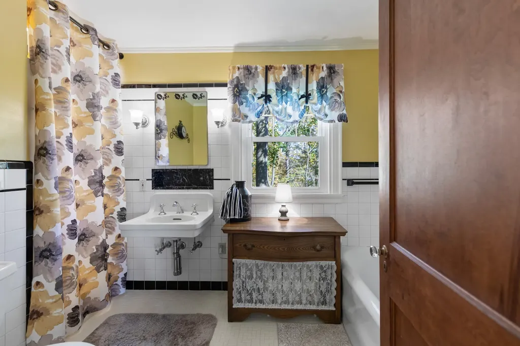 104 Stroudwater Street Westbrook ME 04092