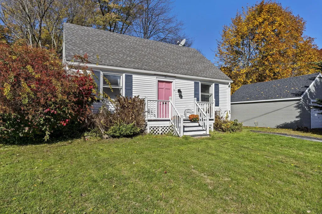 9 Arundel Road Portland ME 04103