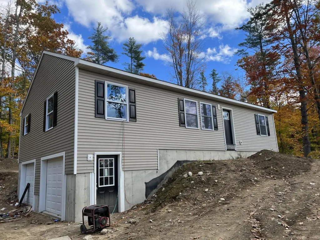 9 Allen Hall Road Lebanon ME 04027