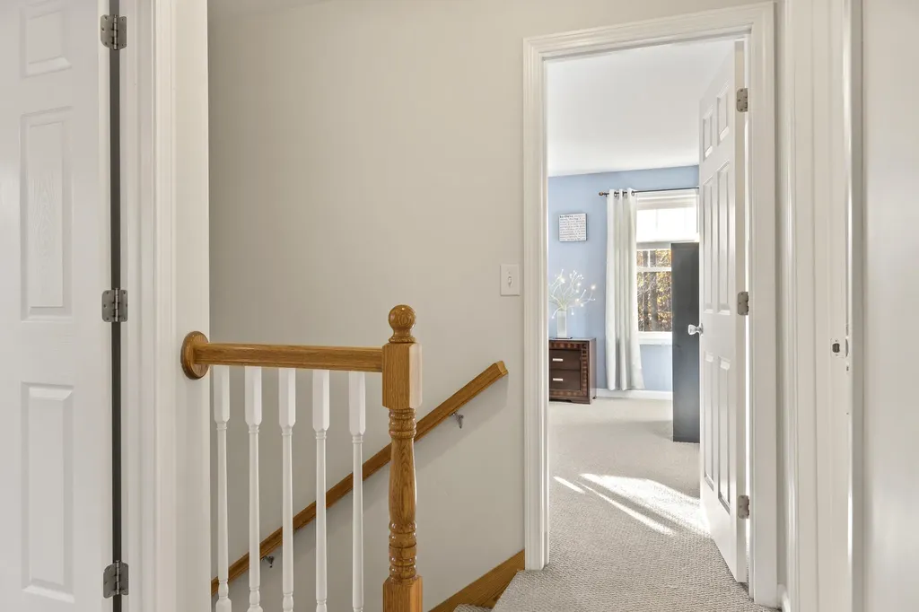 19 Moss Drive Poland ME 04274