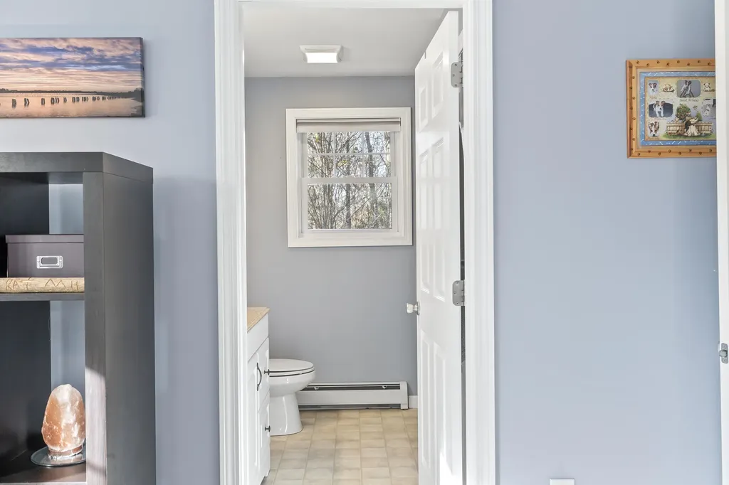 19 Moss Drive Poland ME 04274