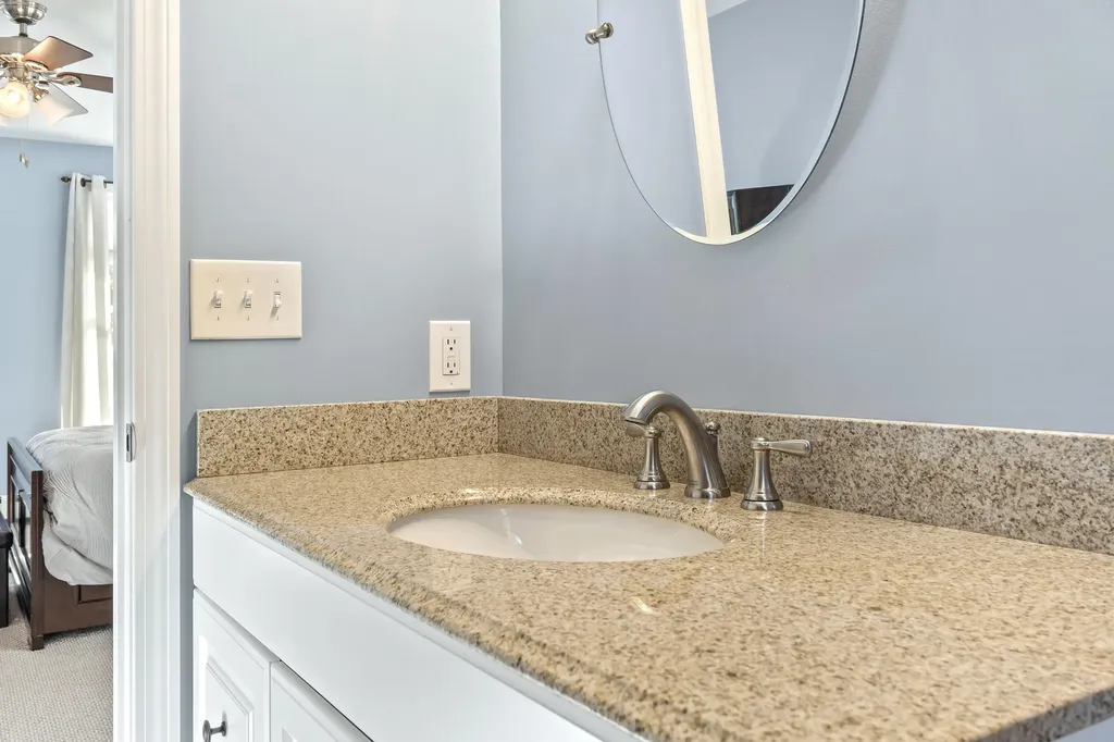 19 Moss Drive Poland ME 04274