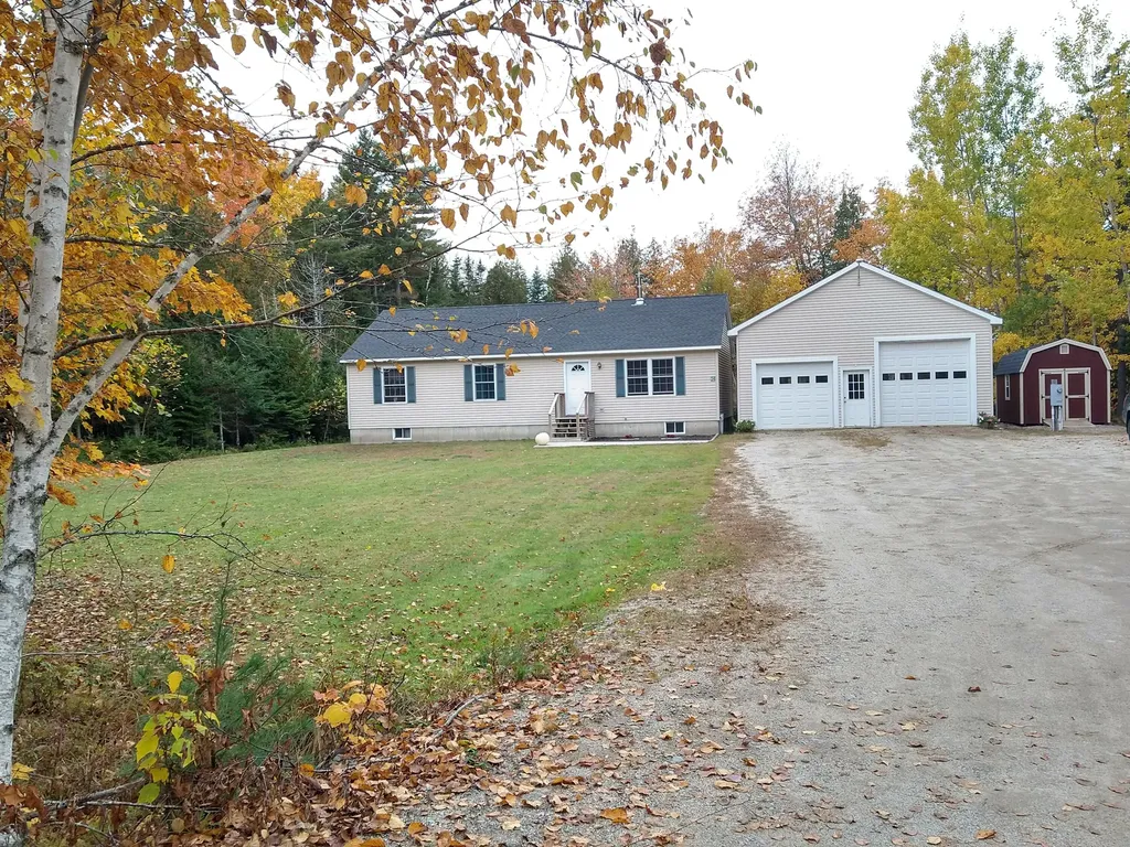 34 Ridgewood Court Hancock ME 04640