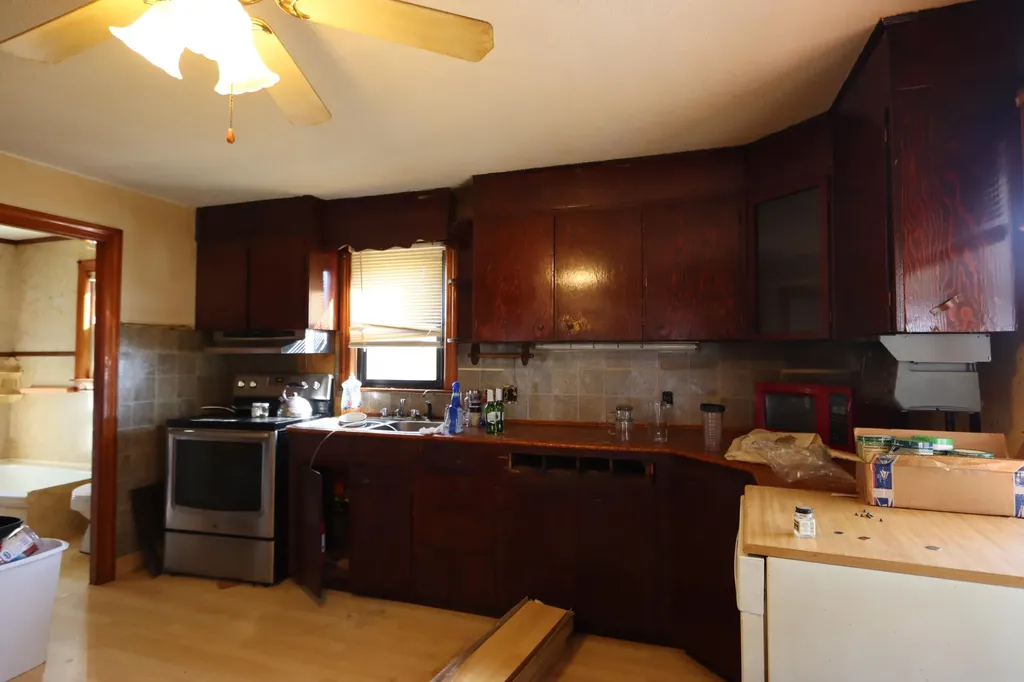 48 Kimball Avenue Mexico ME 04257