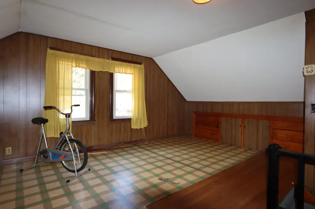 48 Kimball Avenue Mexico ME 04257