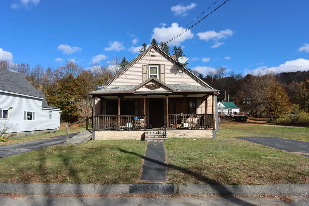 48 Kimball Avenue Mexico ME 04257