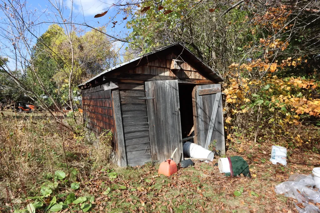 48 Kimball Avenue Mexico ME 04257
