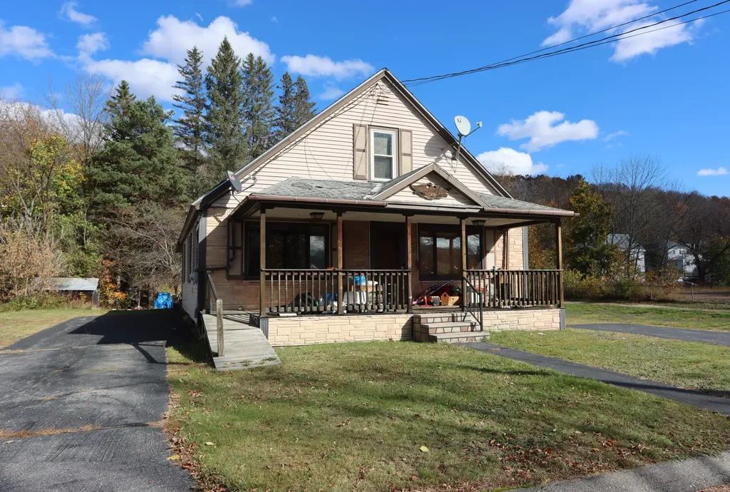48 Kimball Avenue Mexico ME 04257