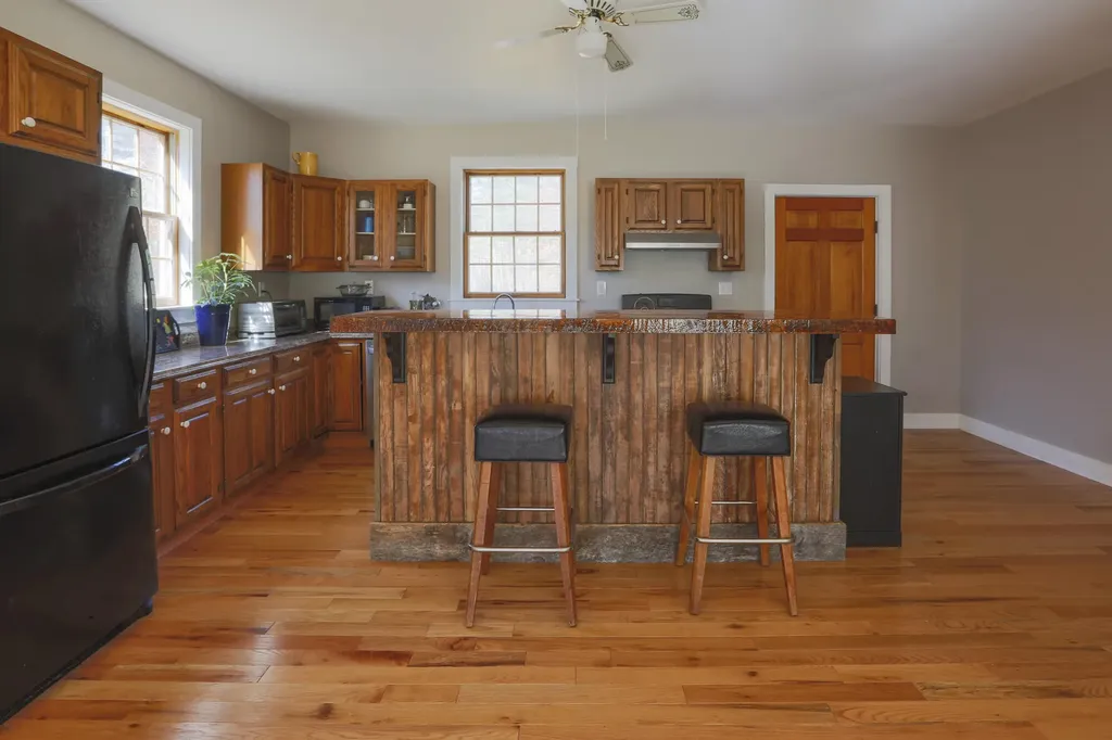 204 Woodmans Mill Road Searsmont ME 04973
