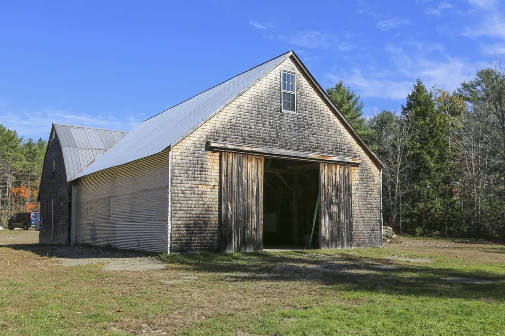 204 Woodmans Mill Road Searsmont ME 04973