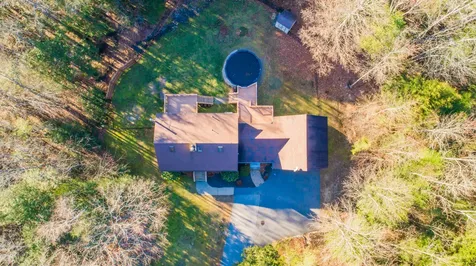 17 Curtis Road Freeport ME 04032