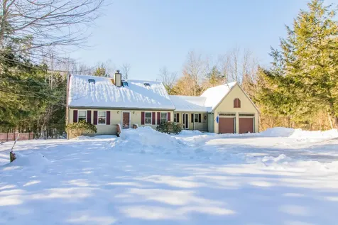 17 Curtis Road Freeport ME 04032