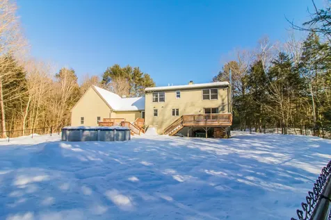 17 Curtis Road Freeport ME 04032