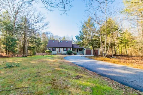 17 Curtis Road Freeport ME 04032