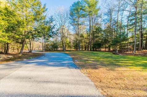 17 Curtis Road Freeport ME 04032