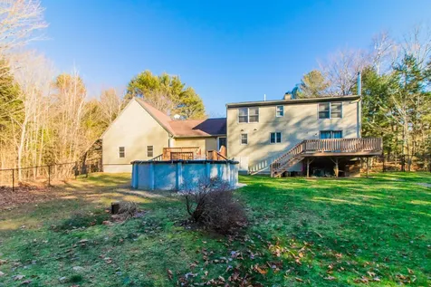 17 Curtis Road Freeport ME 04032
