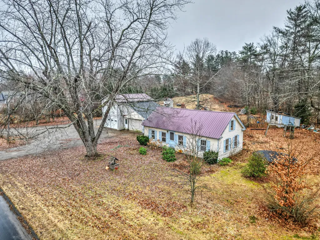 329 Augusta Rockland Road Windsor ME 04363
