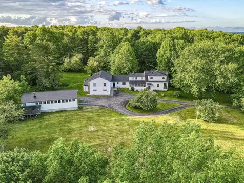 79 Fisher Road Bowdoinham ME 04008