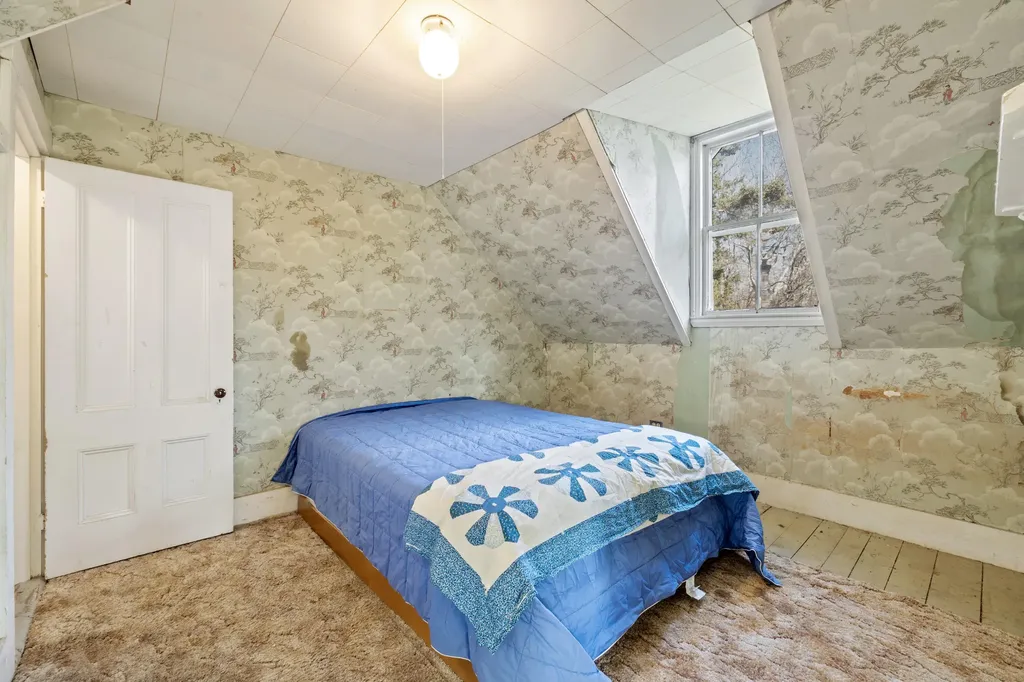 633 Pond Road Sidney ME 04330