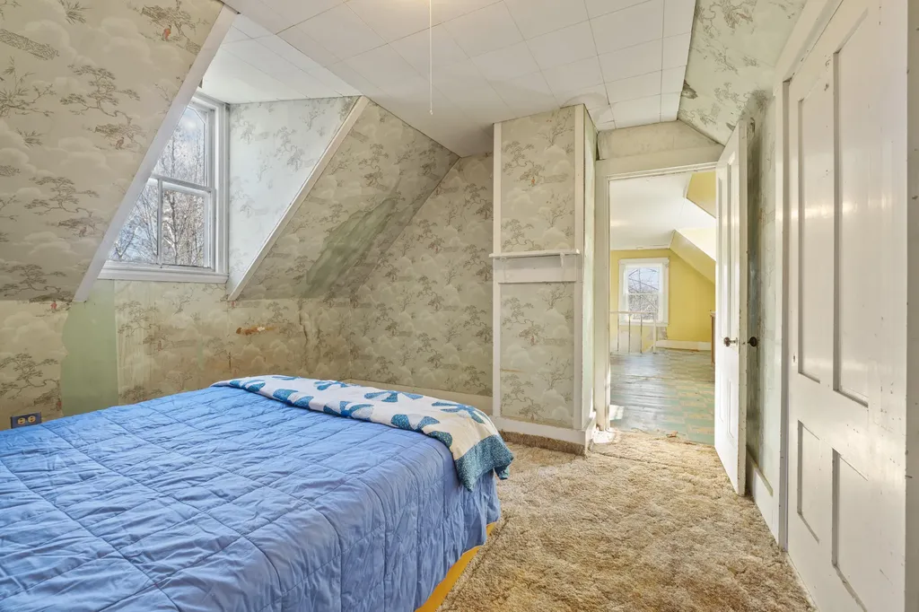 633 Pond Road Sidney ME 04330