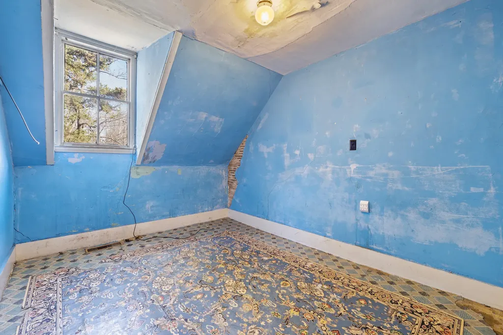 633 Pond Road Sidney ME 04330