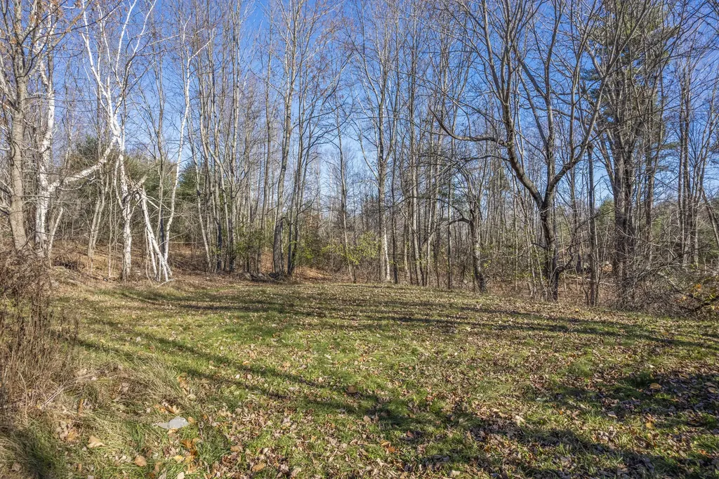 633 Pond Road Sidney ME 04330