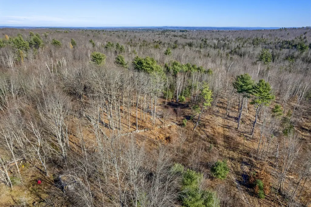 633 Pond Road Sidney ME 04330