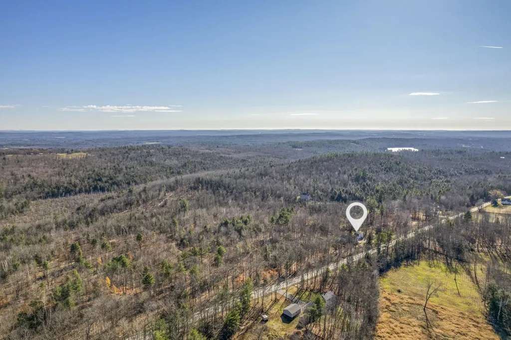633 Pond Road Sidney ME 04330
