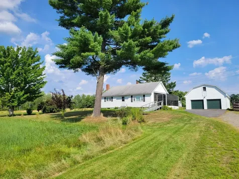 16 Holman Drive Clinton ME 04927