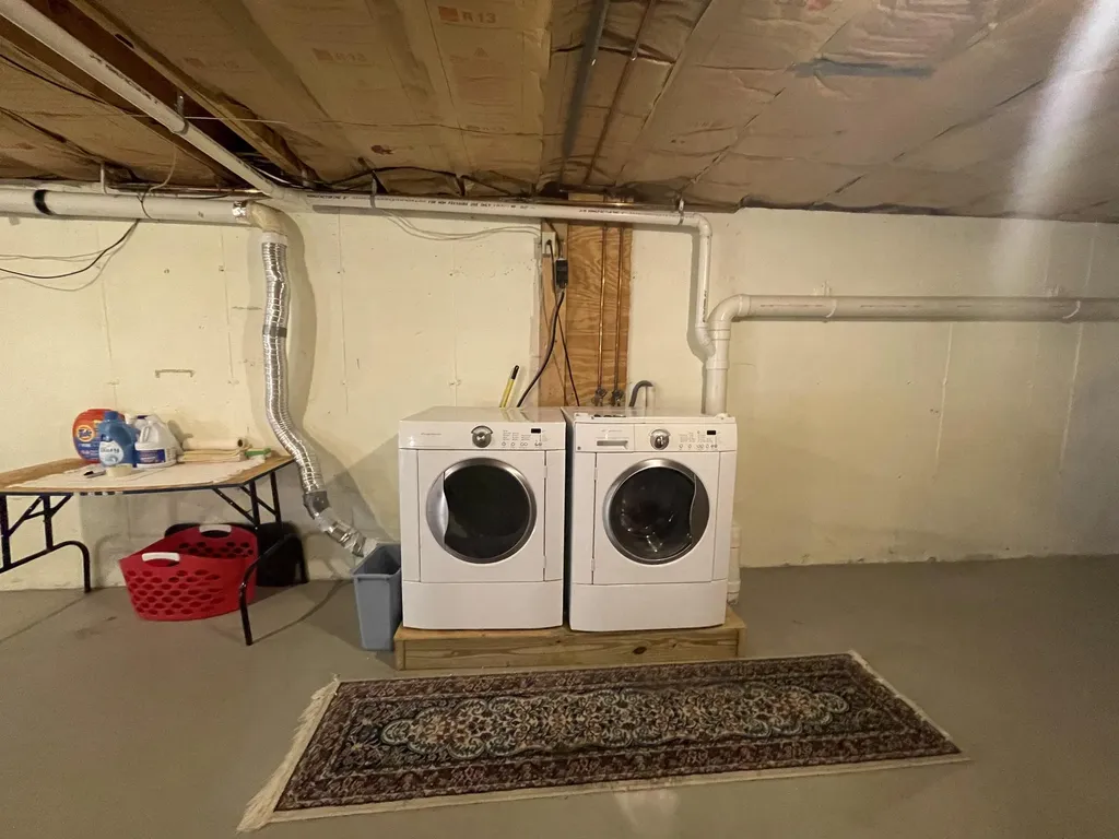 23 Oak Grove Drive Brewer ME 04412