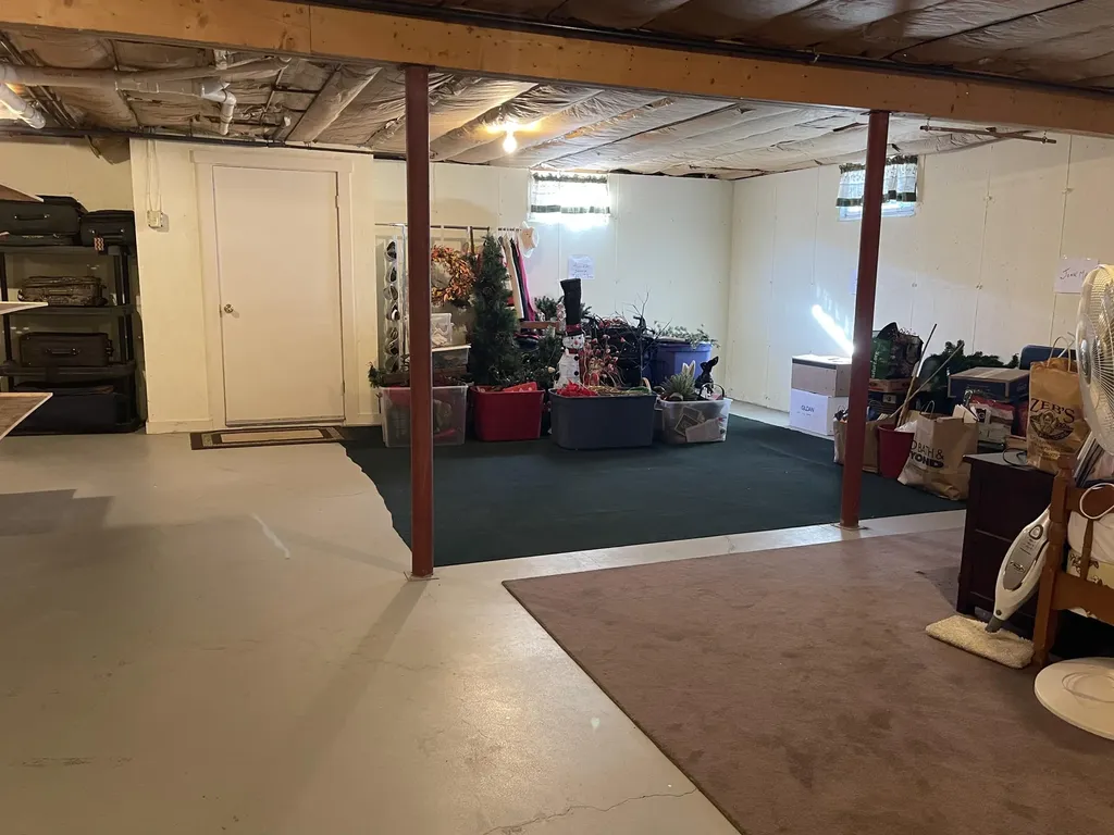 23 Oak Grove Drive Brewer ME 04412
