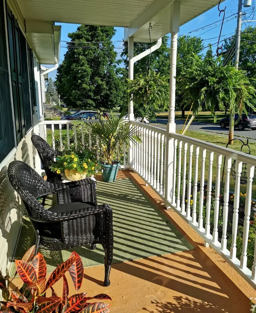 23 Oak Grove Drive Brewer ME 04412